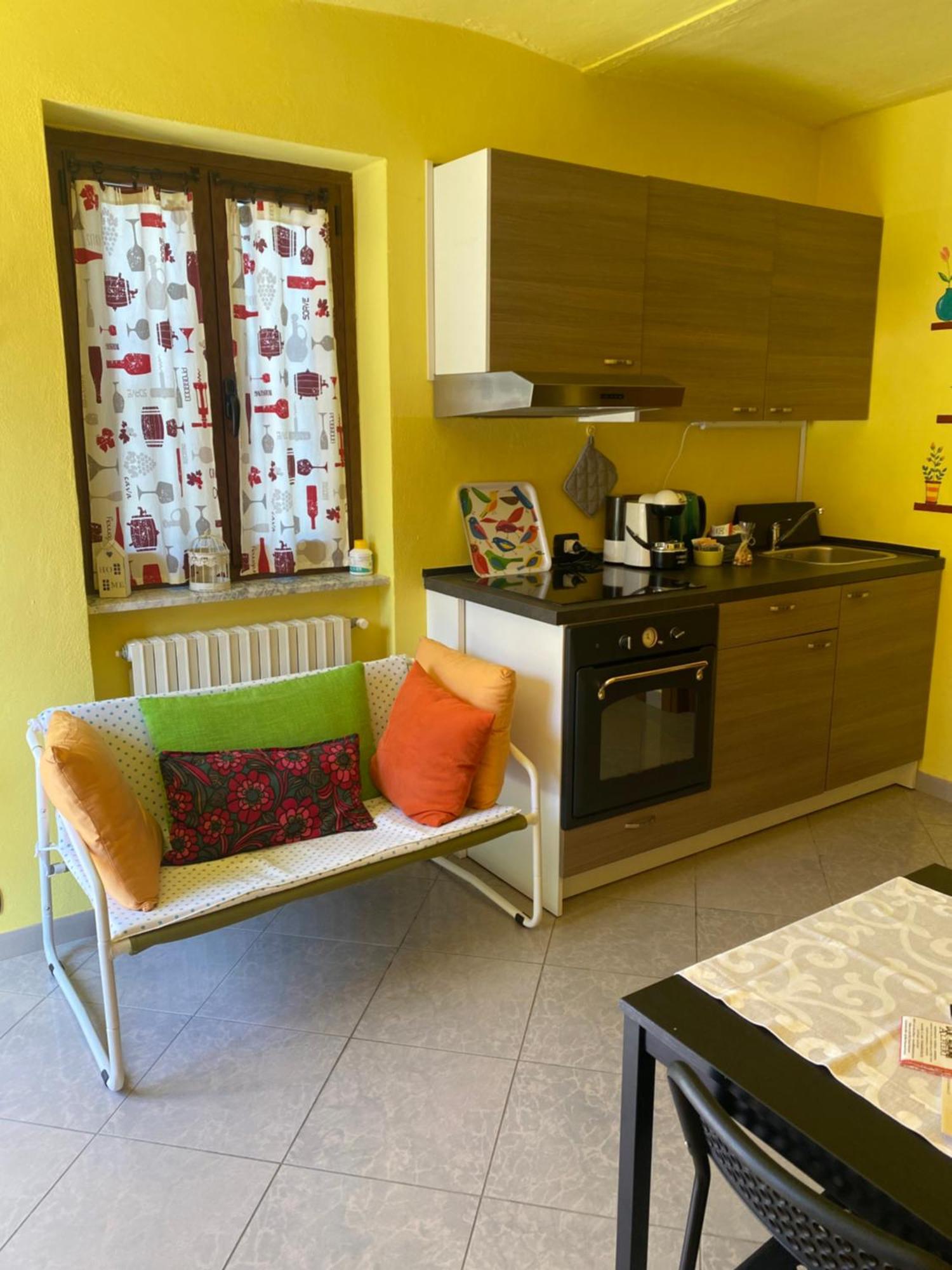 شقة Casa In Langa ألبا المظهر الخارجي الصورة