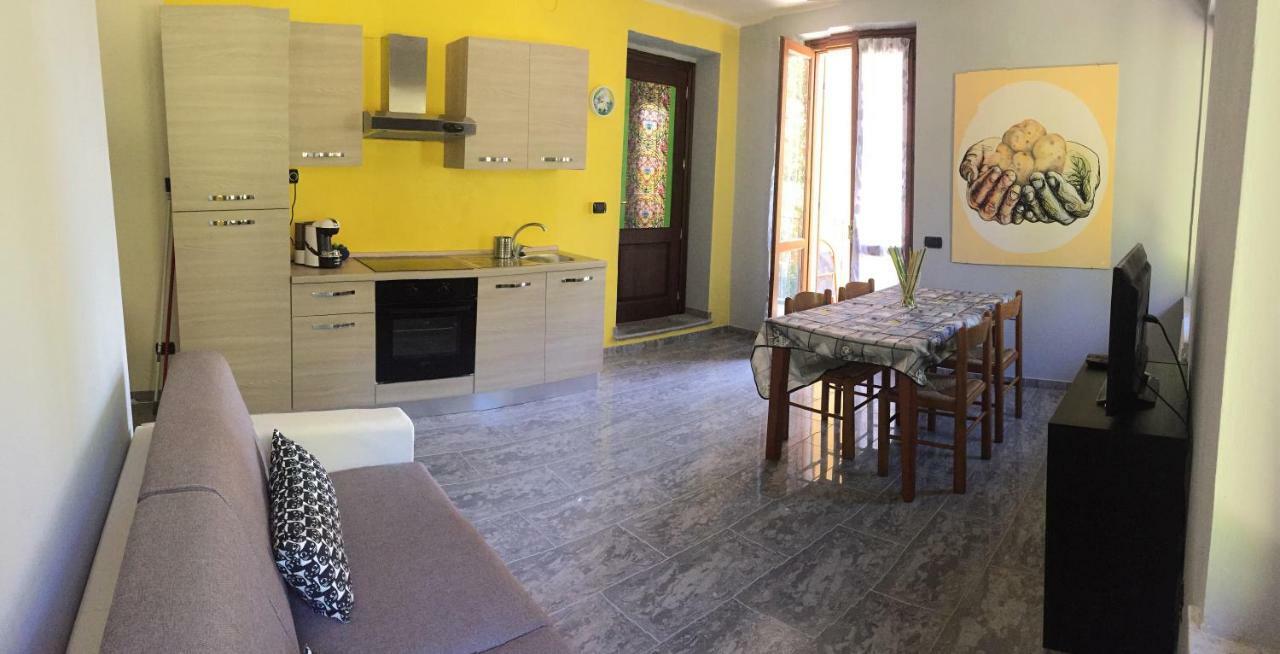 شقة Casa In Langa ألبا المظهر الخارجي الصورة