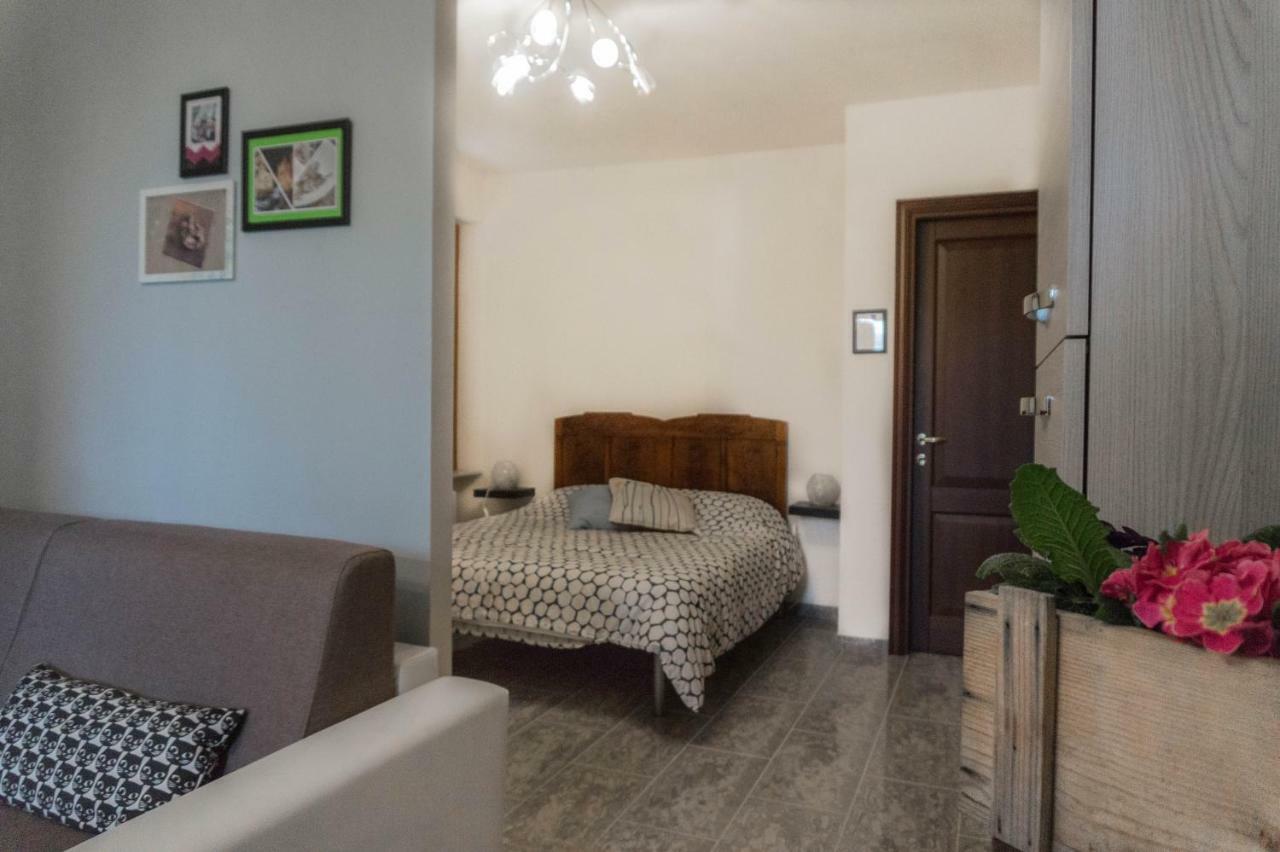 شقة Casa In Langa ألبا المظهر الخارجي الصورة